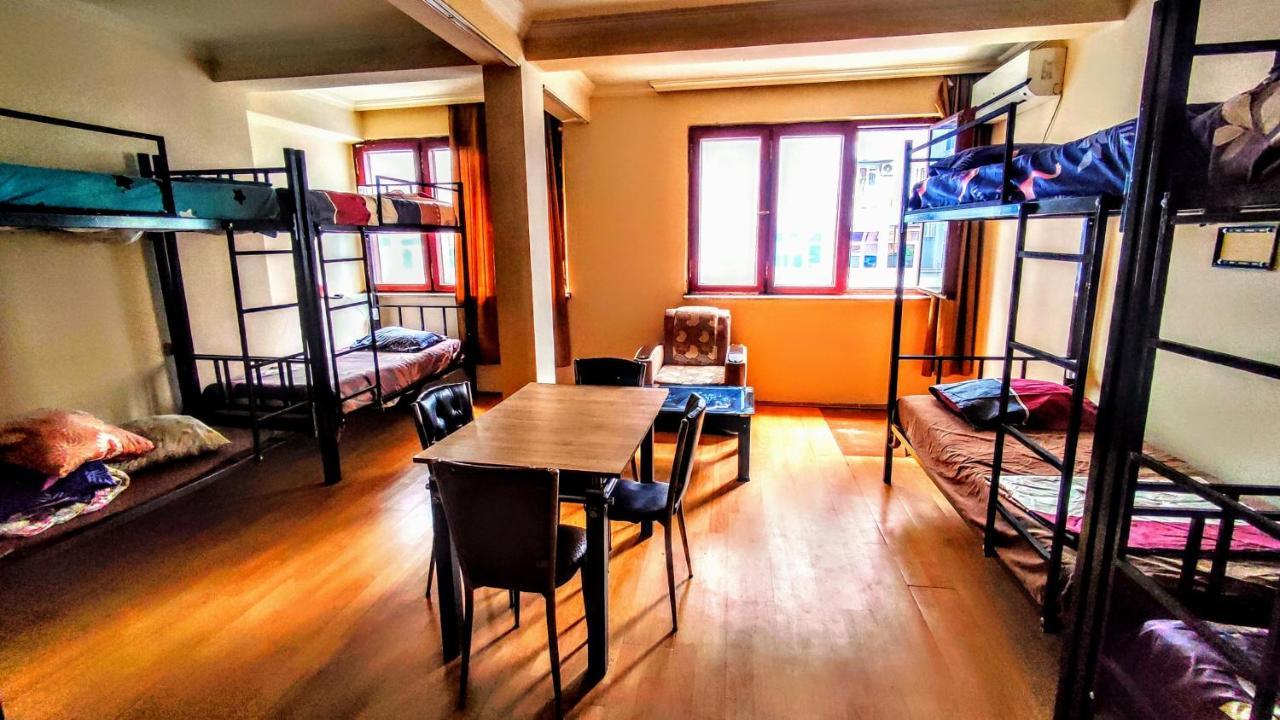 Masala Hostel บาทูมิ ภายนอก รูปภาพ